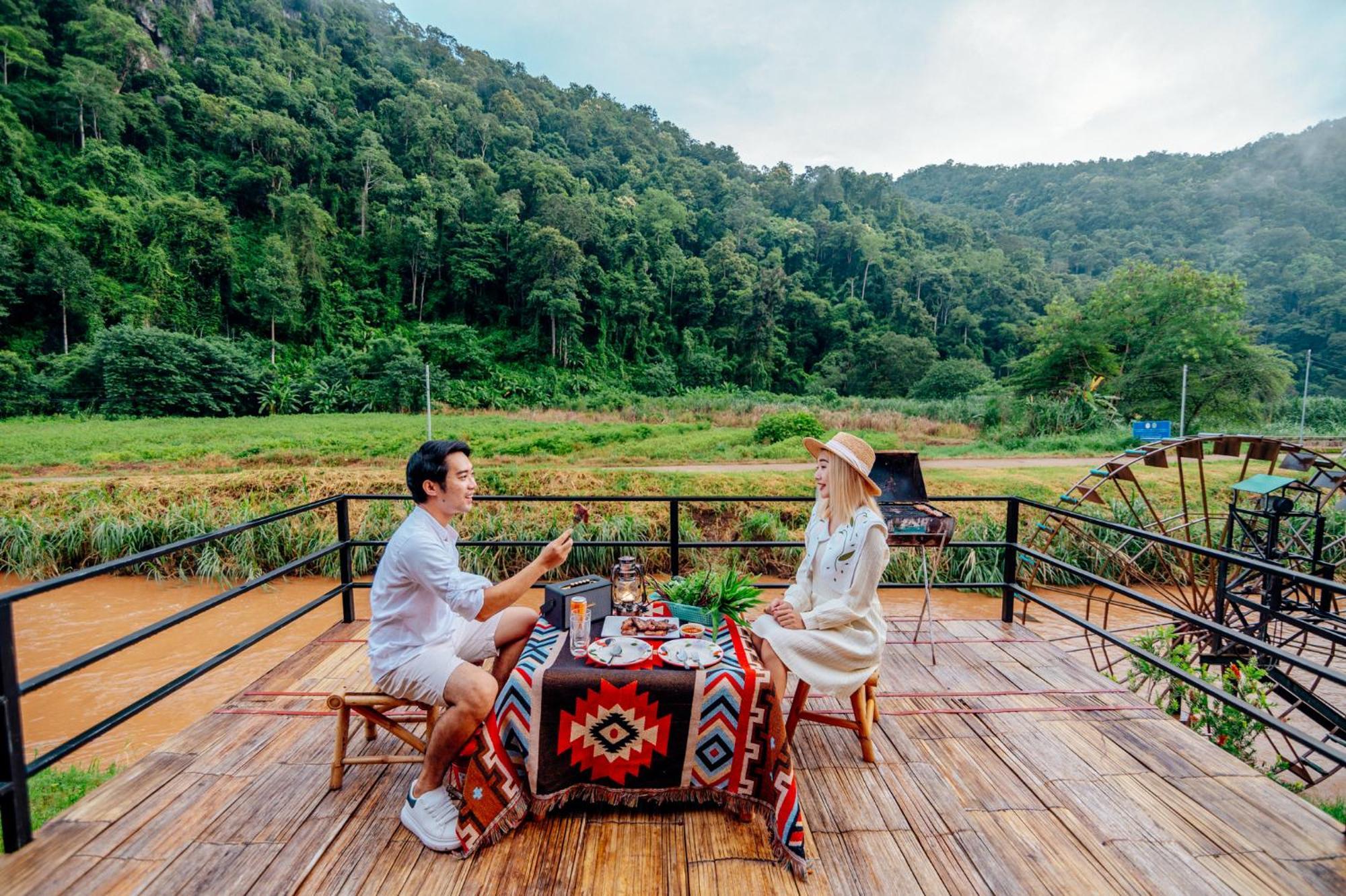 เนเจอร์วัลเล่ย์แคมป์ ปางมะผ้า Hotel Exterior photo